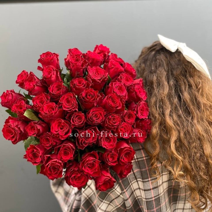 51 красная роза в Ульяновске