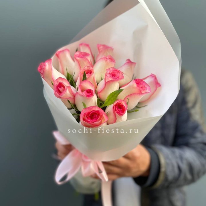 15 роз "Джумилия" в Ульяновске
