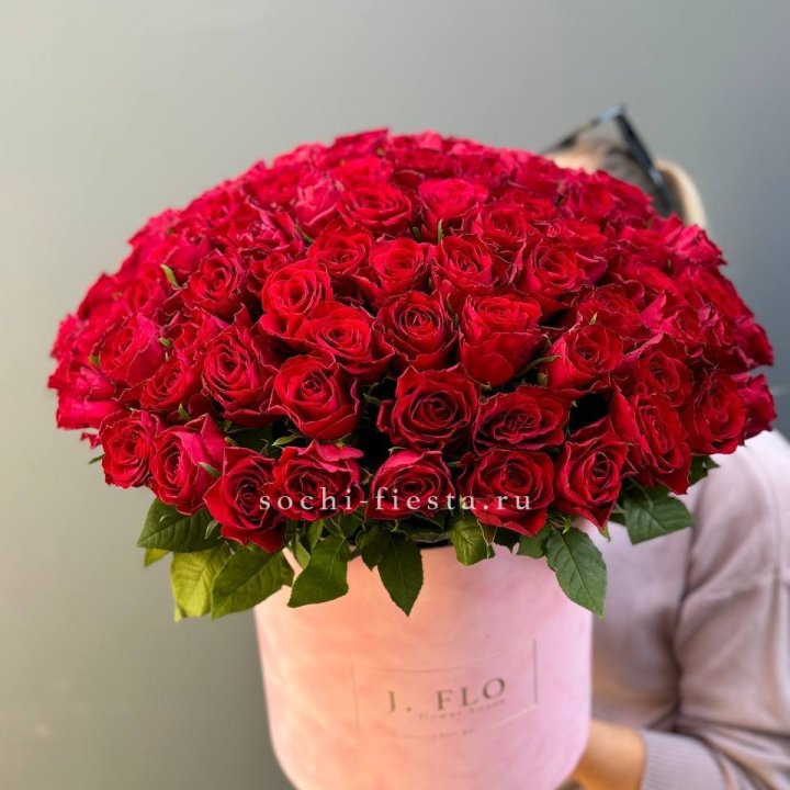 101 кенийская роза в цилиндре в Ульяновске