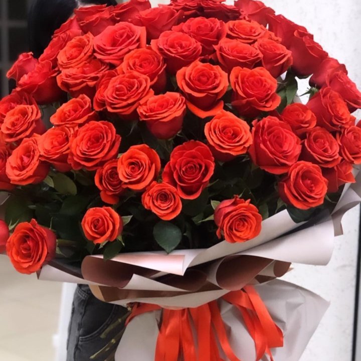 Букет высоких эквадорских роз  в Ульяновске