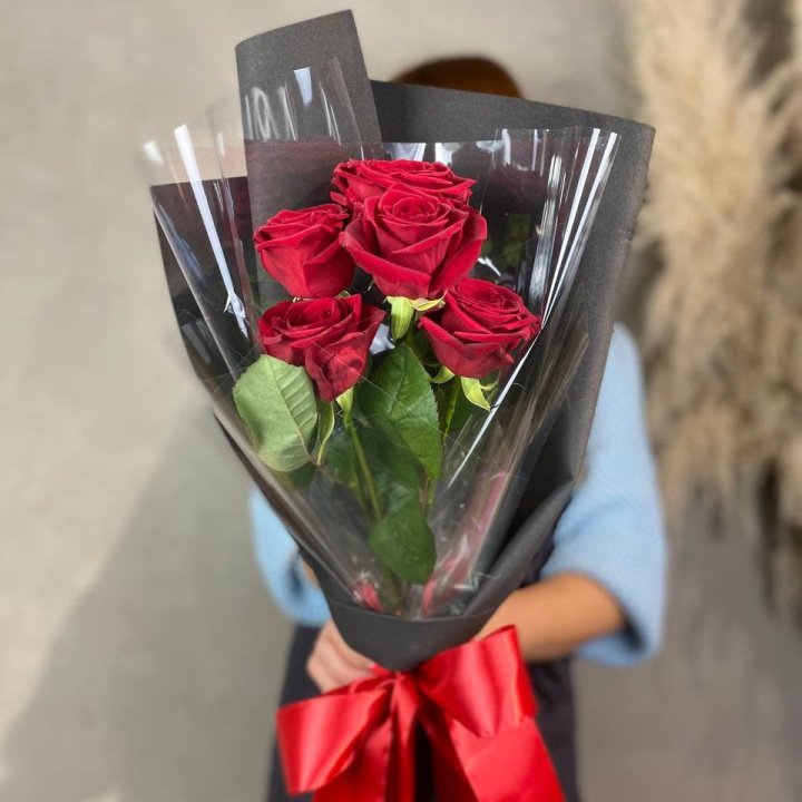 5 роз ред наоми в Ульяновске