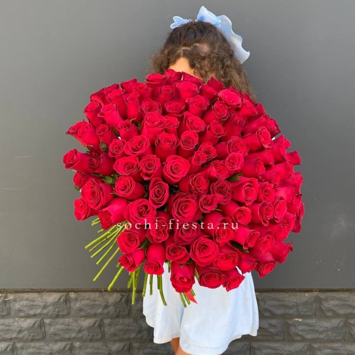 101 красная роза в Ульяновске