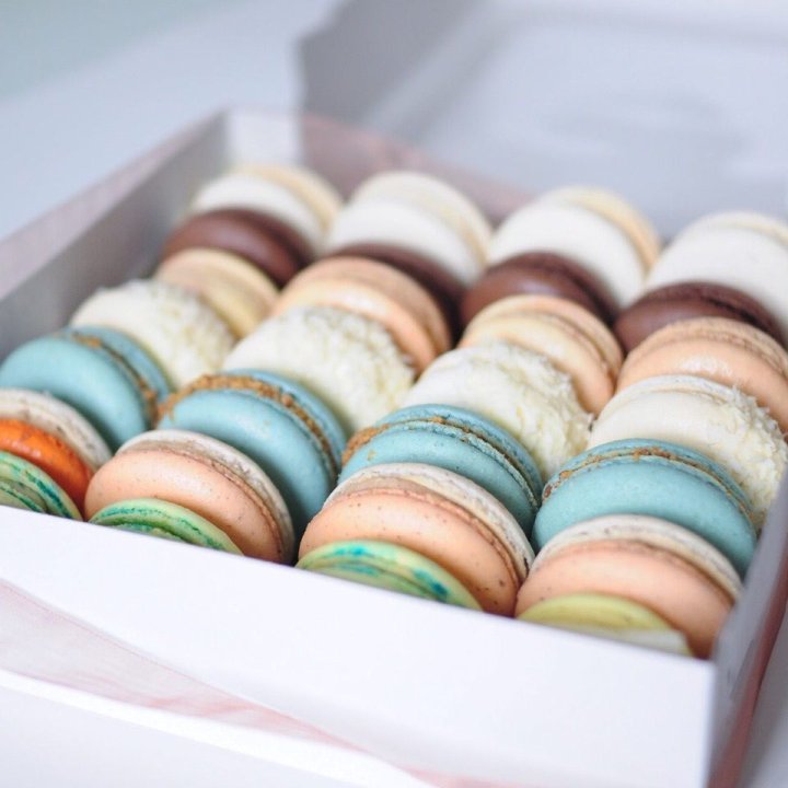 Коробка макаронс 25 шт. в Ульяновске