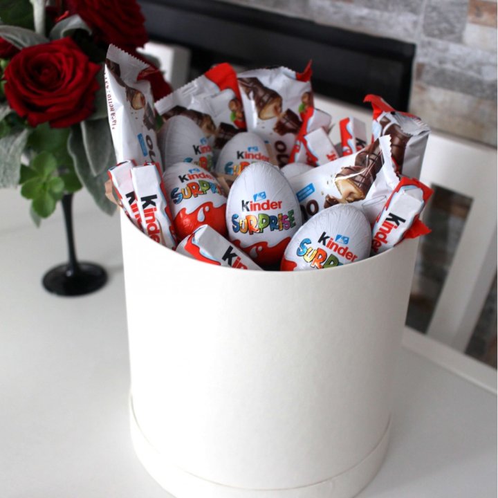 Коробка с киндерами  в Ульяновске