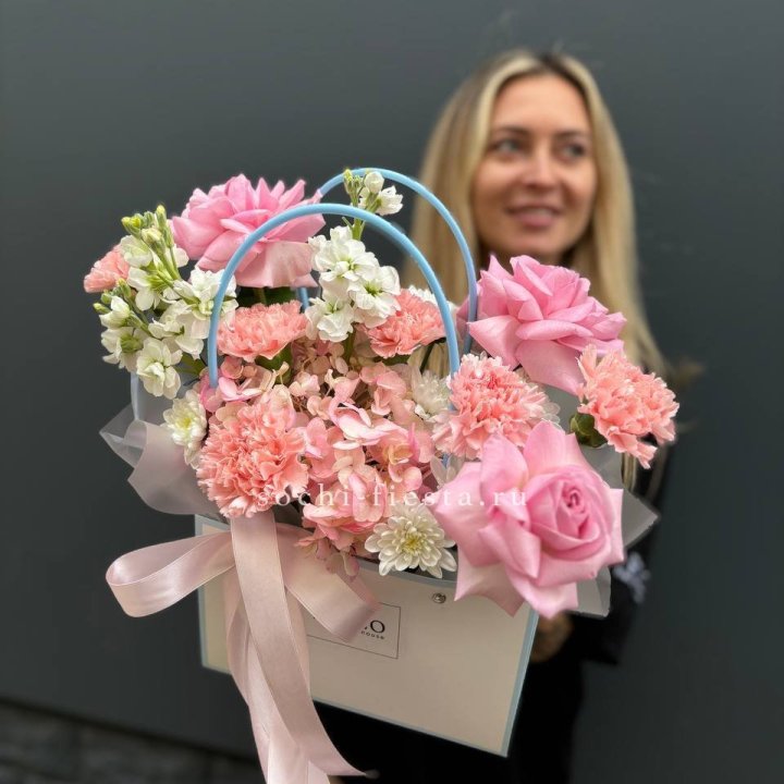 Сумочка "Бал цветов" в Ульяновске