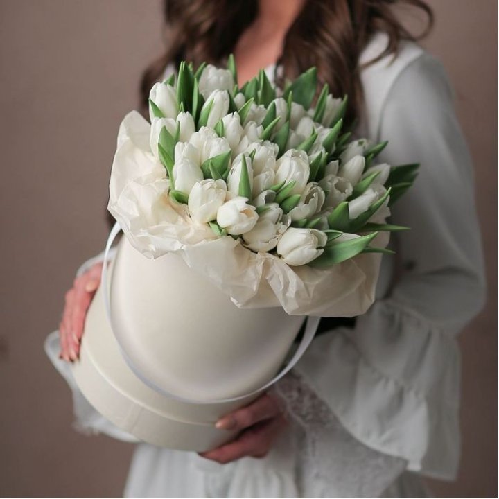 Тюльпаны в цилиндре  в Ульяновске