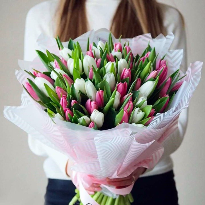 Букет тюльпанов "Лолита" в Ульяновске