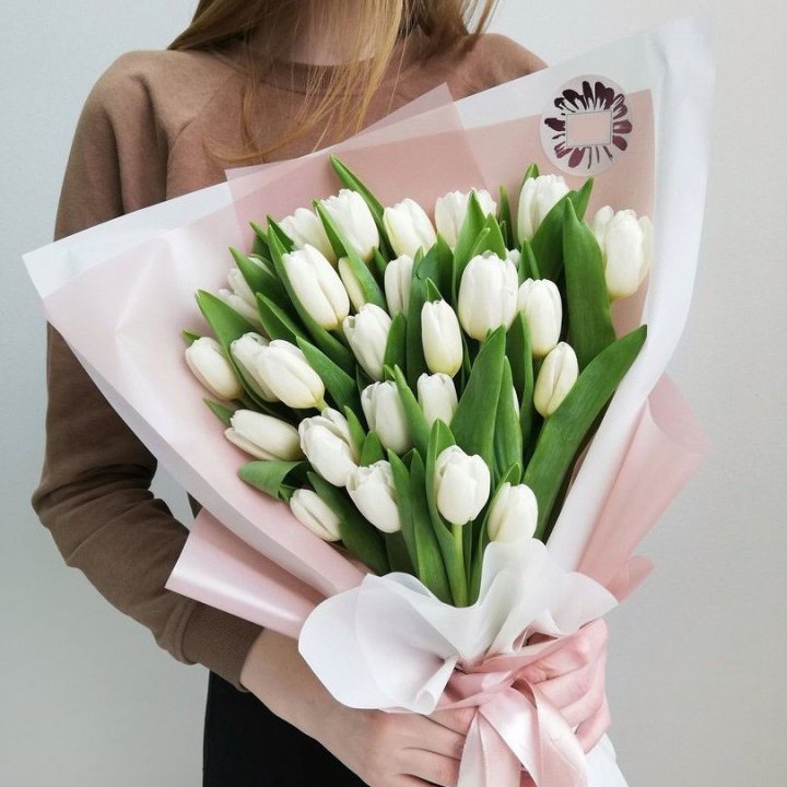 Букет белых тюльпанов "Моника" в Ульяновске