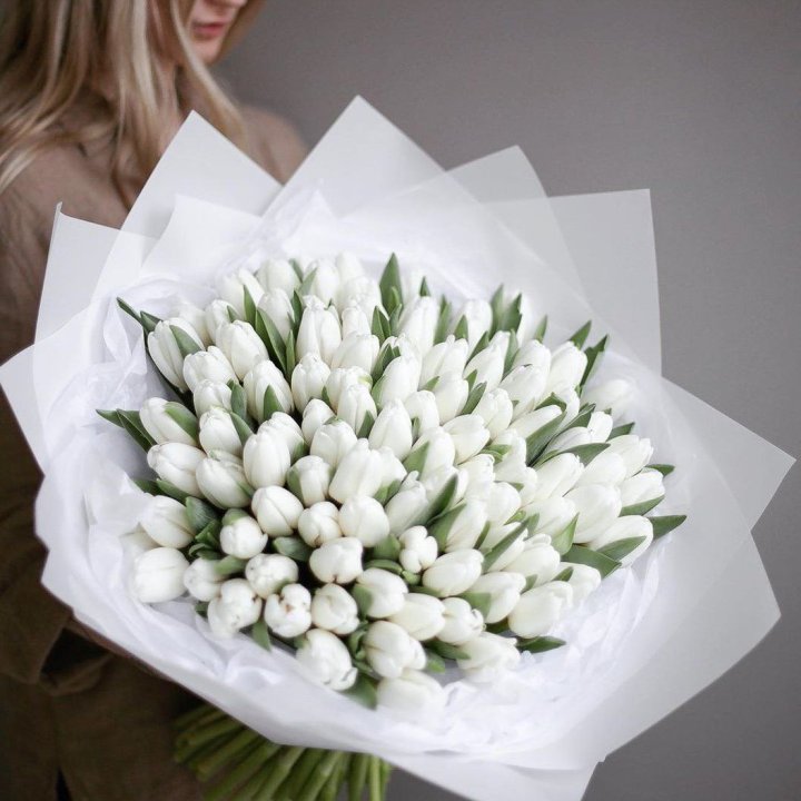 101 белый тюльпан в Ульяновске