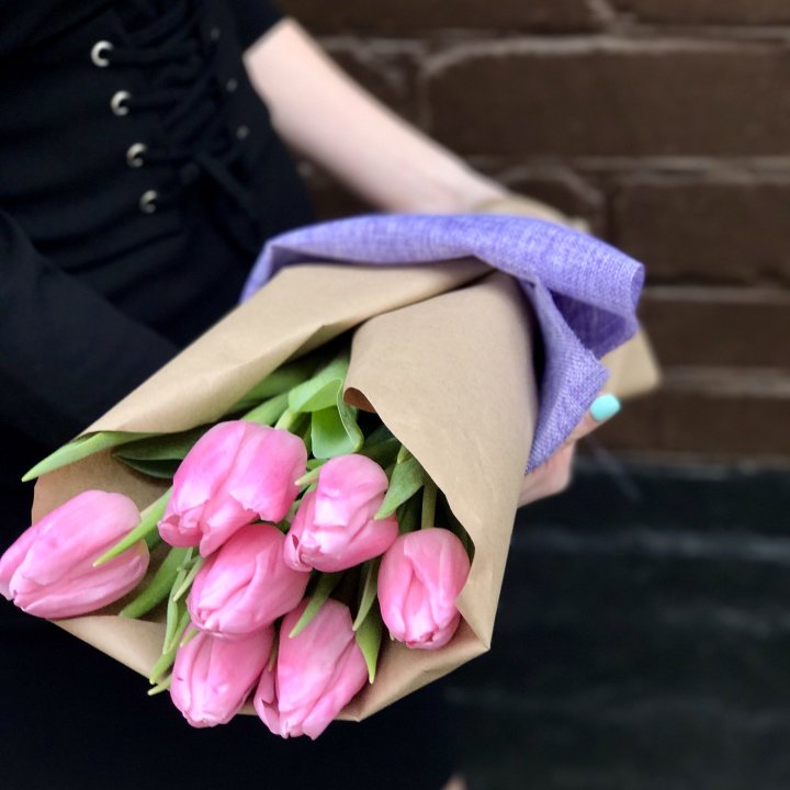Букет розовых тюльпанов в Ульяновске