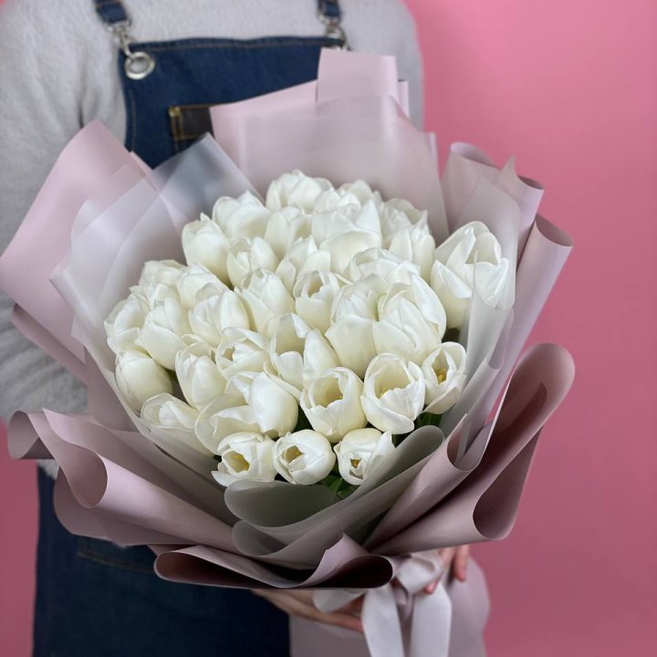 Букет белых тюльпанов "Пур-пур" в Ульяновске